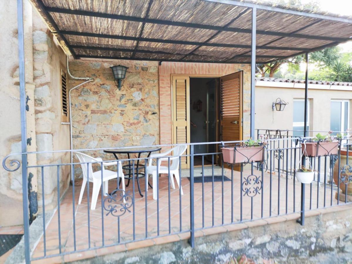 A Casa Di Peppino Villa Greco Tindari Exteriér fotografie