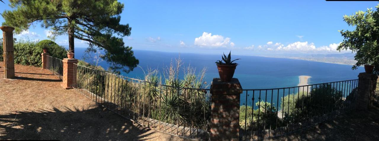 A Casa Di Peppino Villa Greco Tindari Exteriér fotografie