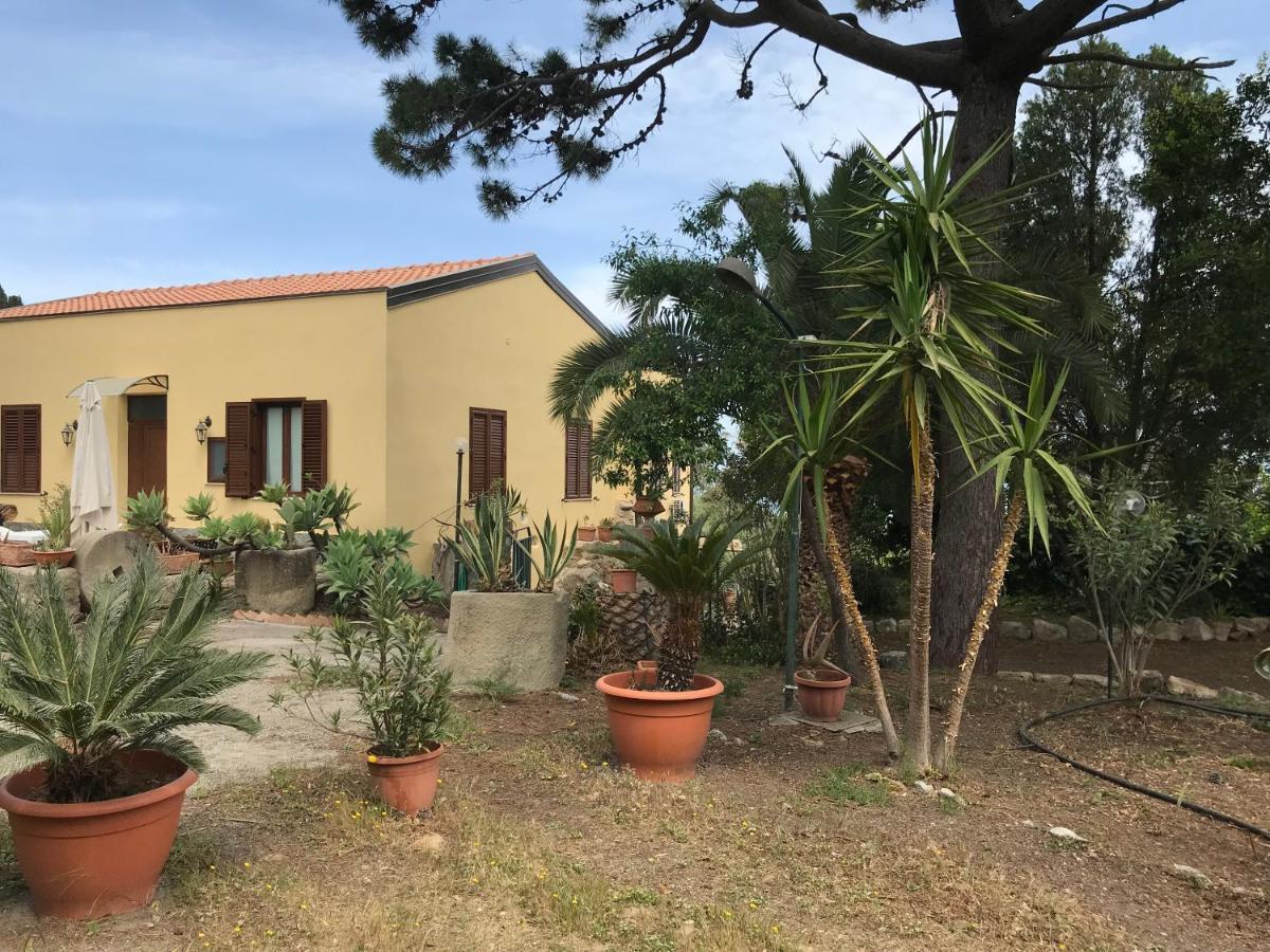 A Casa Di Peppino Villa Greco Tindari Exteriér fotografie