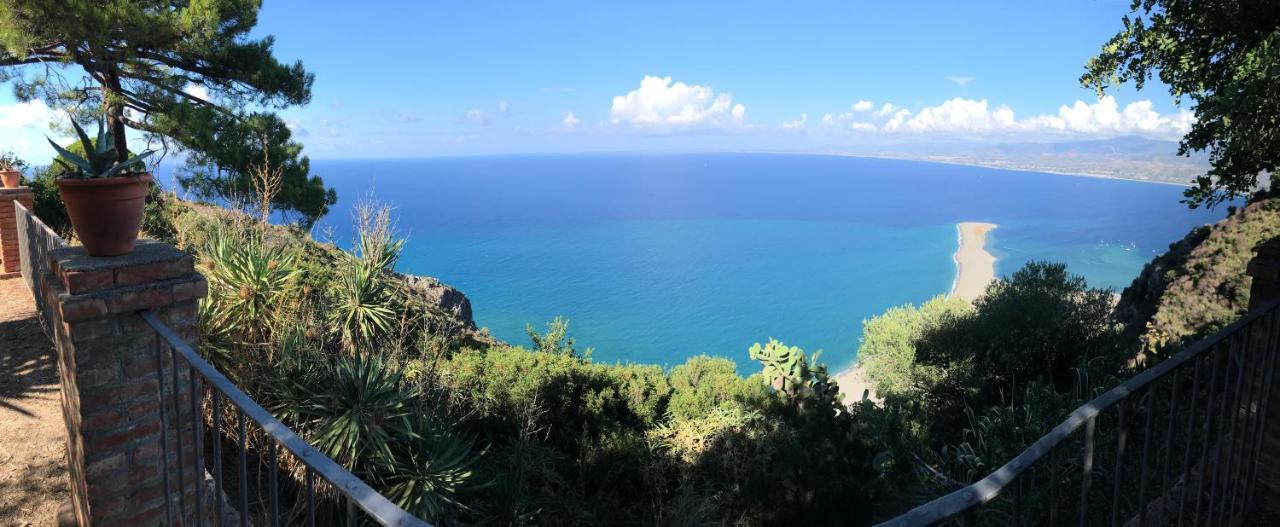 A Casa Di Peppino Villa Greco Tindari Exteriér fotografie